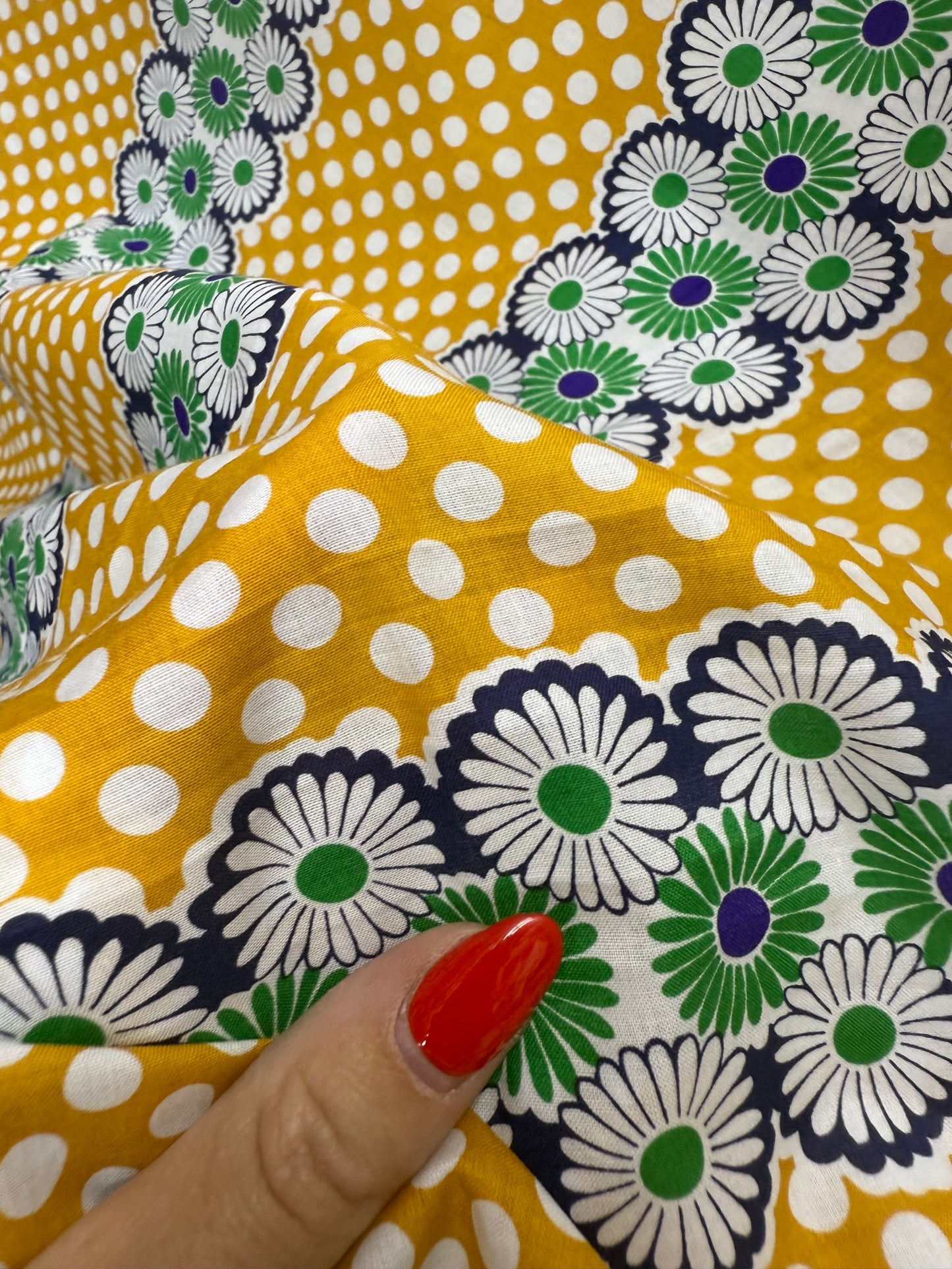 Yellow Green Blue White Daisy Reto Floral Print Cotton Voile Woven "Dandy"