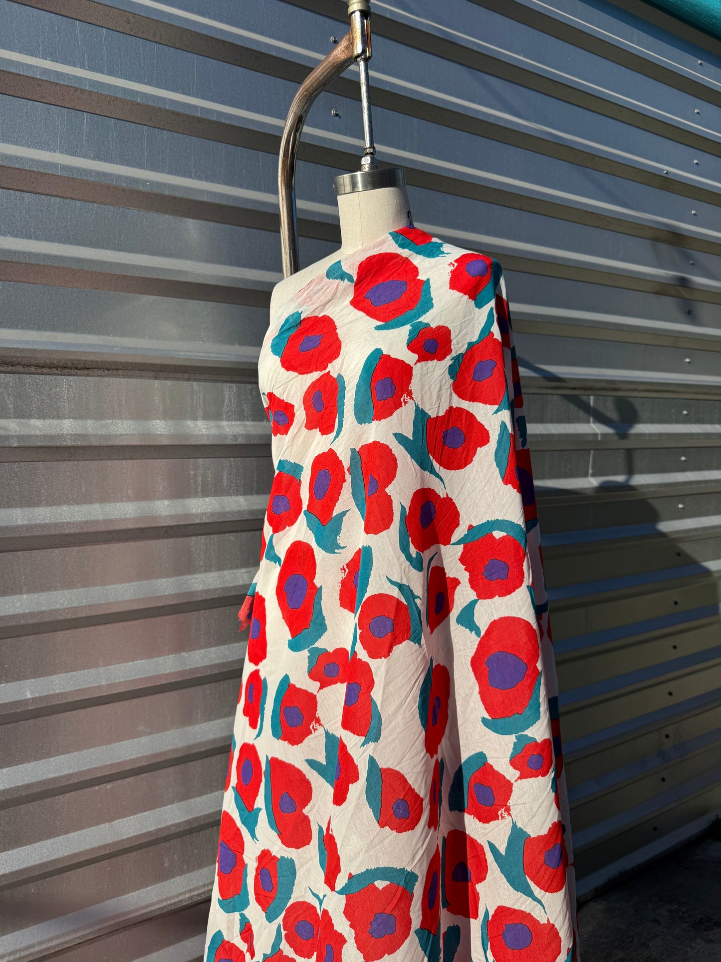 White Red Purple Abstract Floral Print Rayon Fille Woven "Summer Marcy"