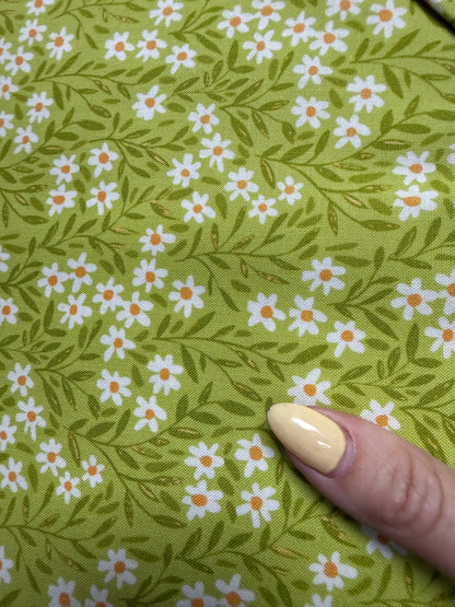 Lime Green Daisy Ditsy Floral Print Quilt Cotton "Sweet Green”