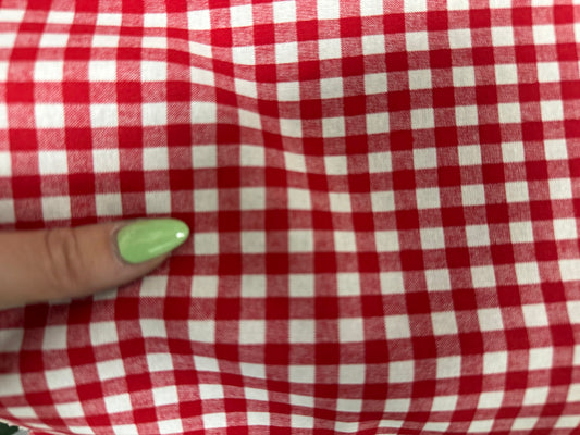 White Red Mini Gingham Print Quilt Cotton "Classic Picnic”