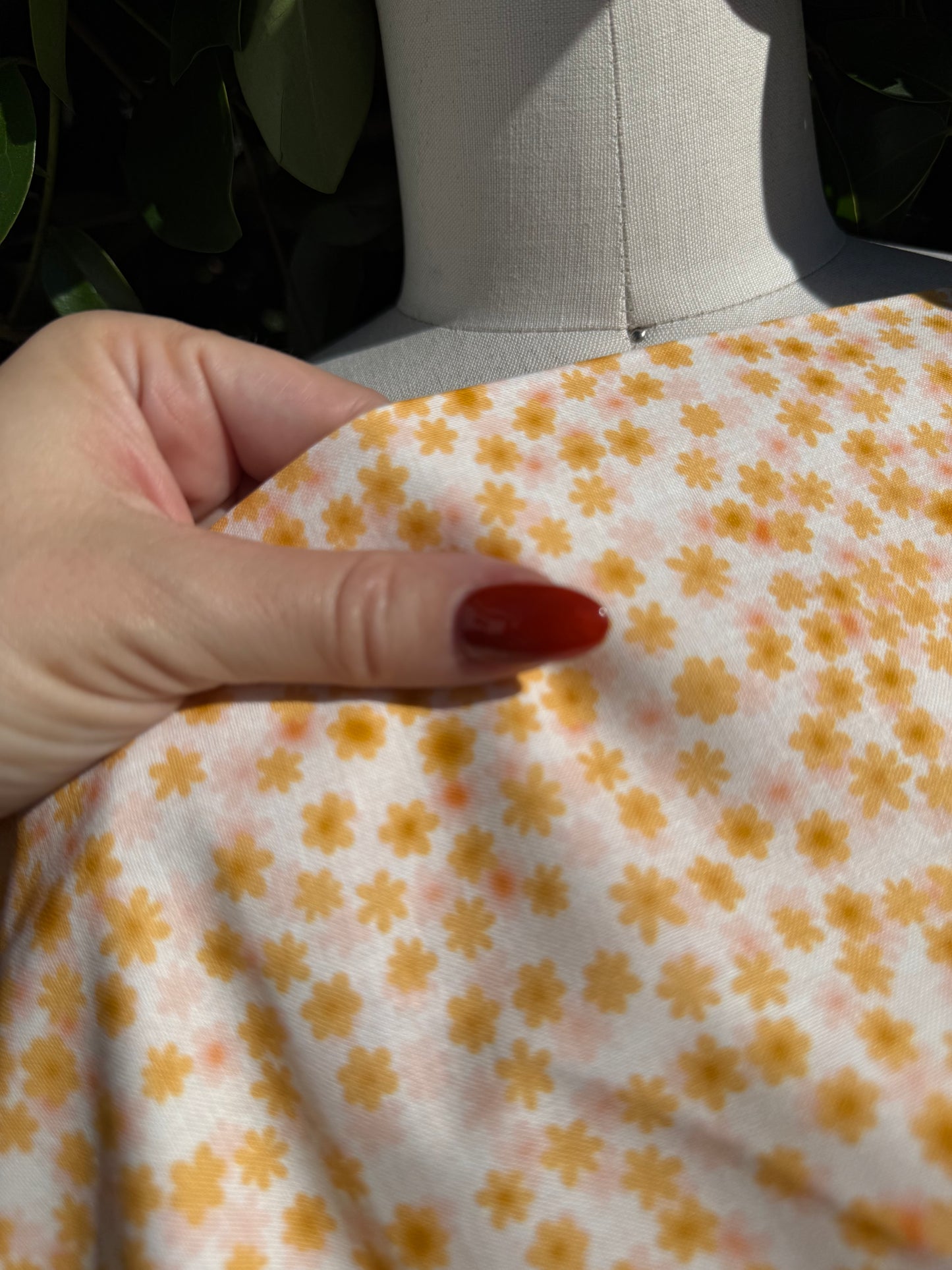 Pink Yellow White Ditsy Daisy Floral Quilt Cotton Poplin Woven "Golden Spring"