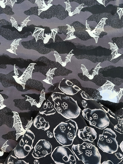 🎃 One Pound Mystery Fabric – Halloween Edition 🕸️