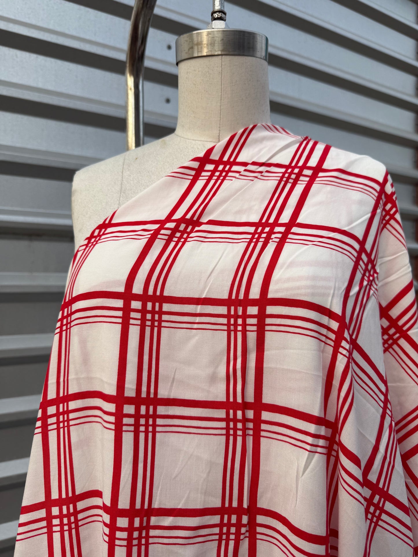 Red White Plaid Rayon Challis Woven ‘Modern Picnic’