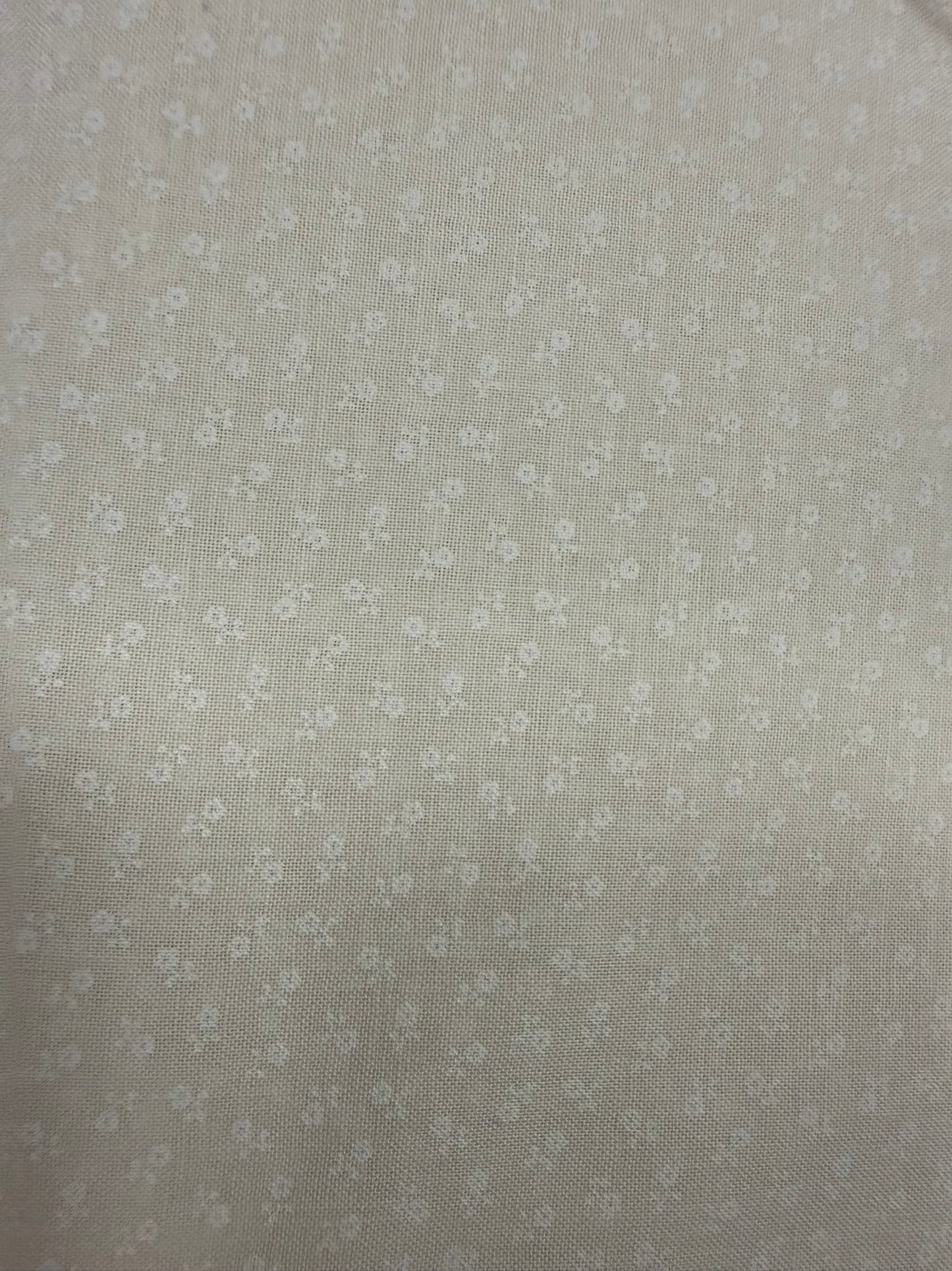 White White Ditsy Calico Floral Print Quilt Cotton "Alma”