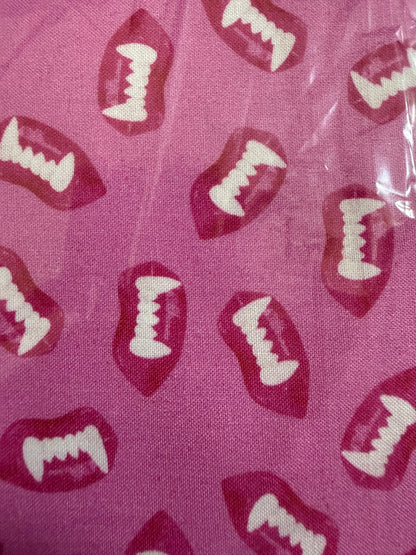 Pink Vampire Lip Print Quilt Cotton "Love Bite”