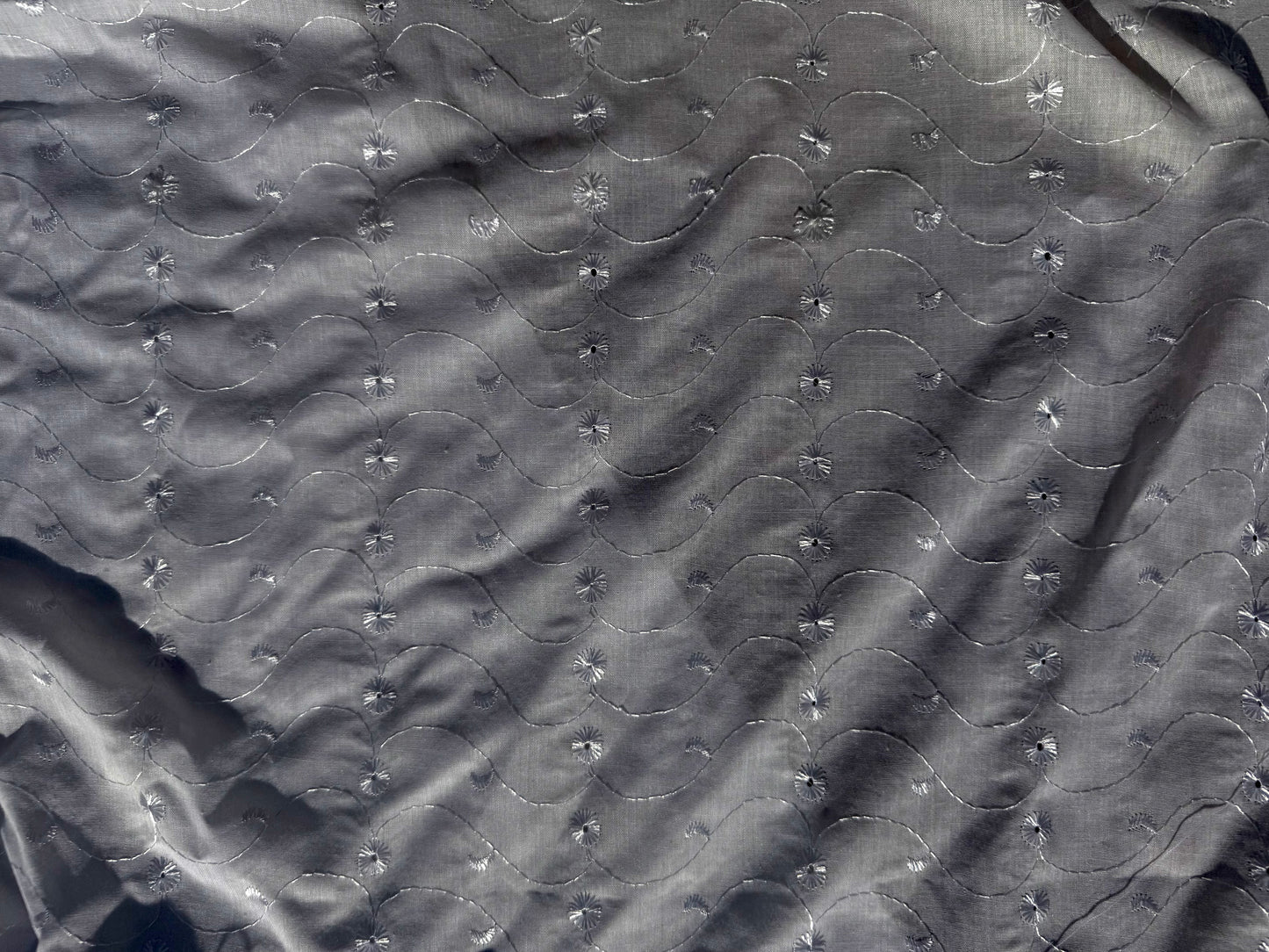 White Eyelet Cotton Voile Woven “Daisy Field”