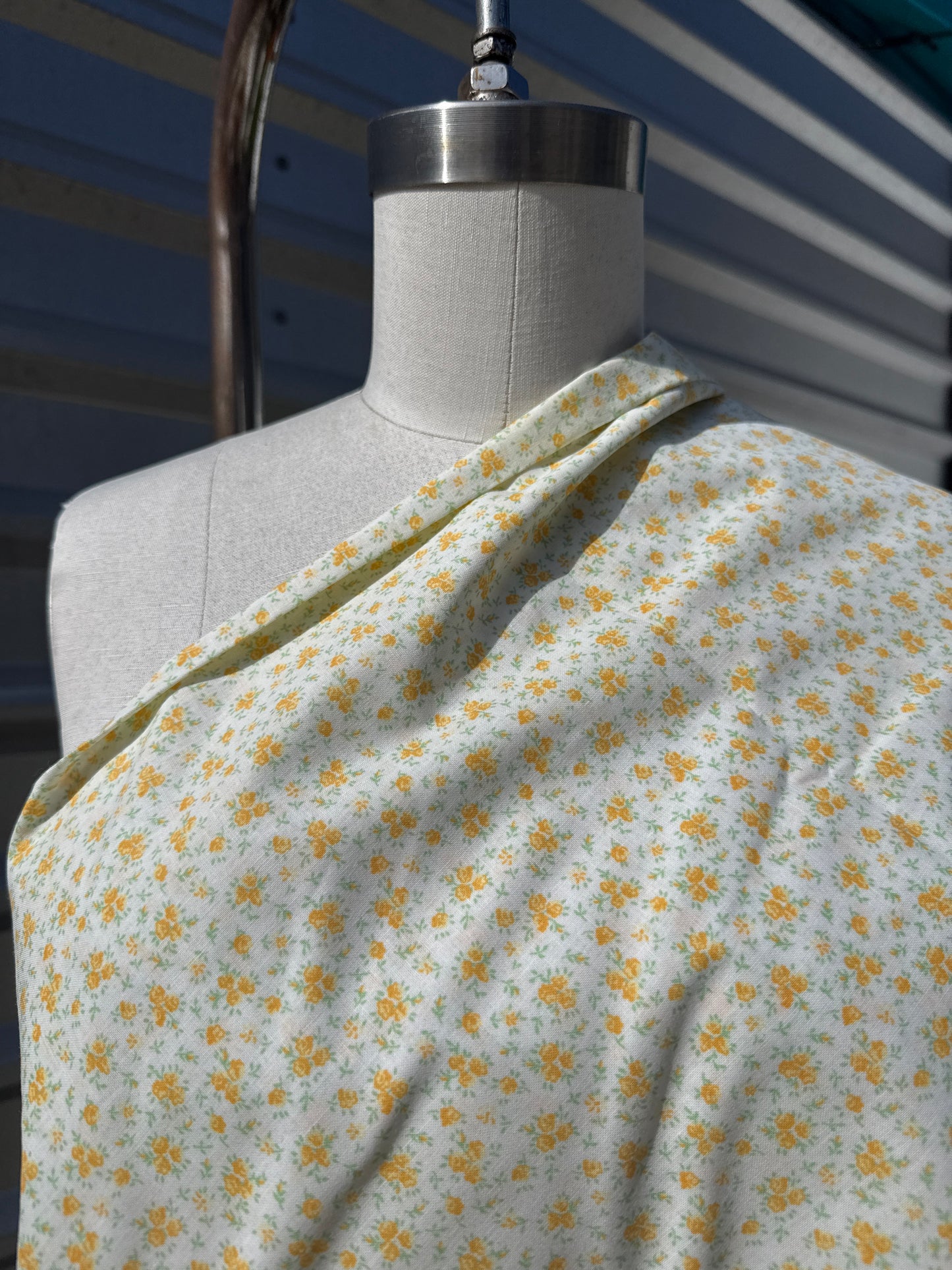 Yellow White Ditsy Rose Calico Floral Print Quilt Cotton "Hazel Dawn"