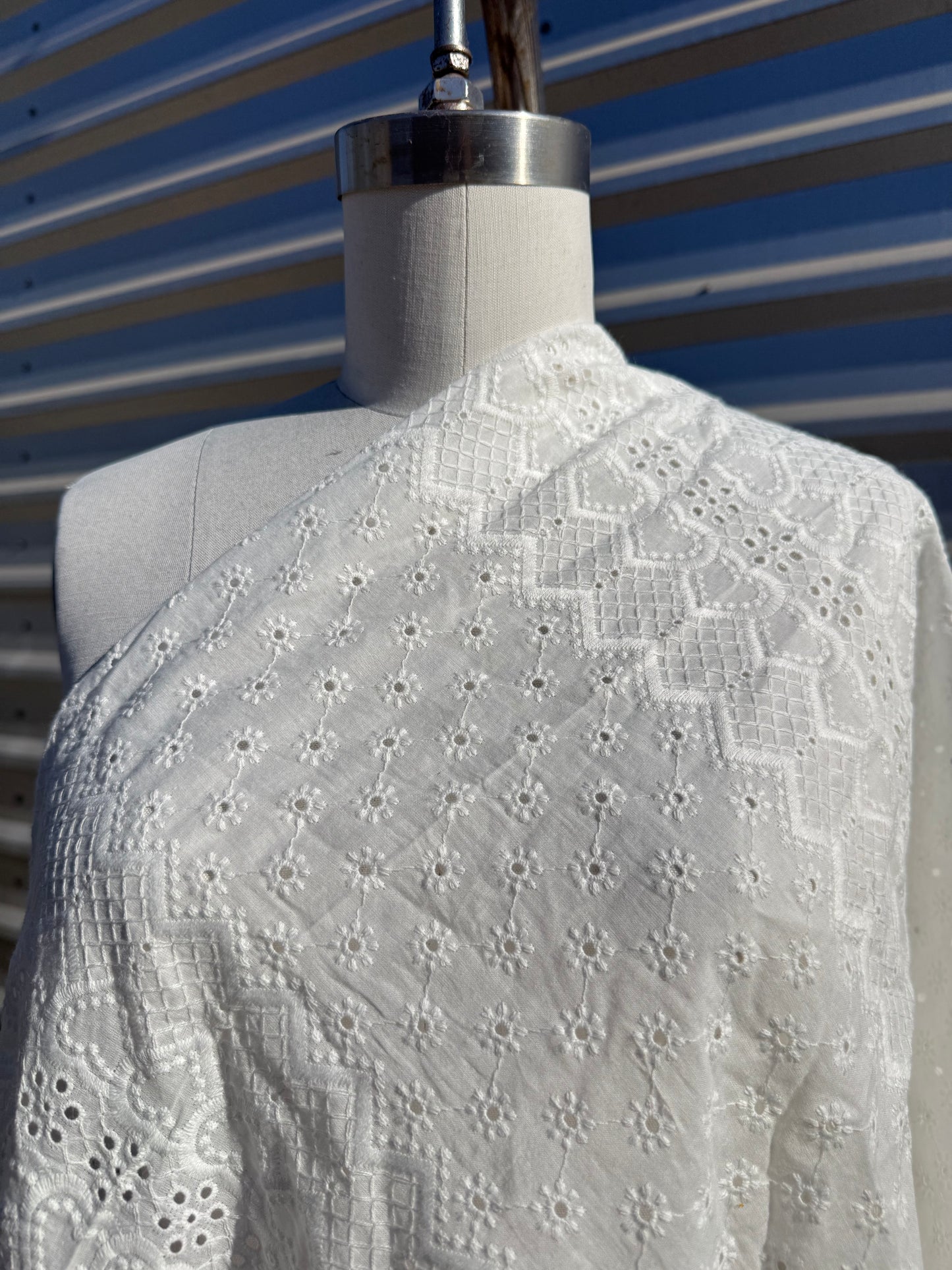 White Heart Eyelet Cotton Woven “Lovely Eyes”