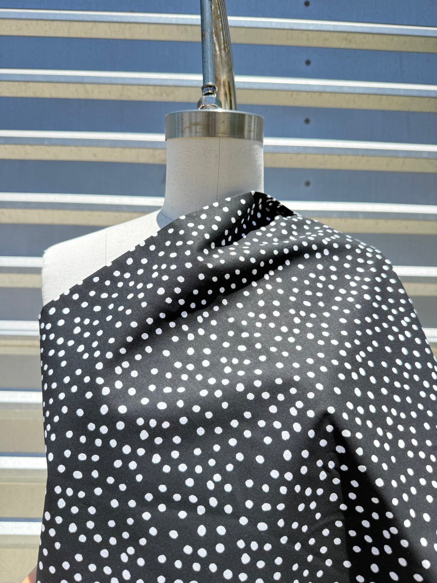 Black White Dot Print Quilt Cotton "Cha Cha Dot"