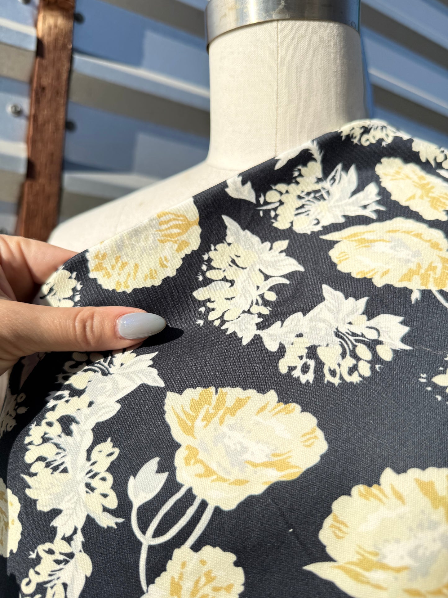 Navy Light Yellow Floral Cotton Spandex Sateen Woven "Garden Era"