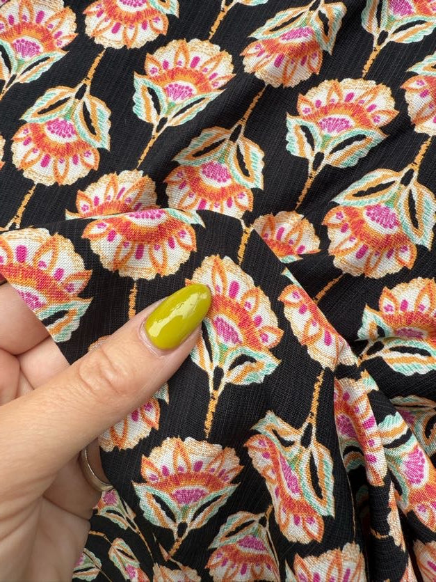 Black Green Pink Yellow Orange Floral Rayon Fille "Lotus Center"