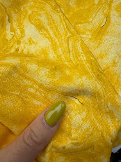 Yellow White Marbled Print Quilt Cotton Poplin Woven "Desert Dunes"