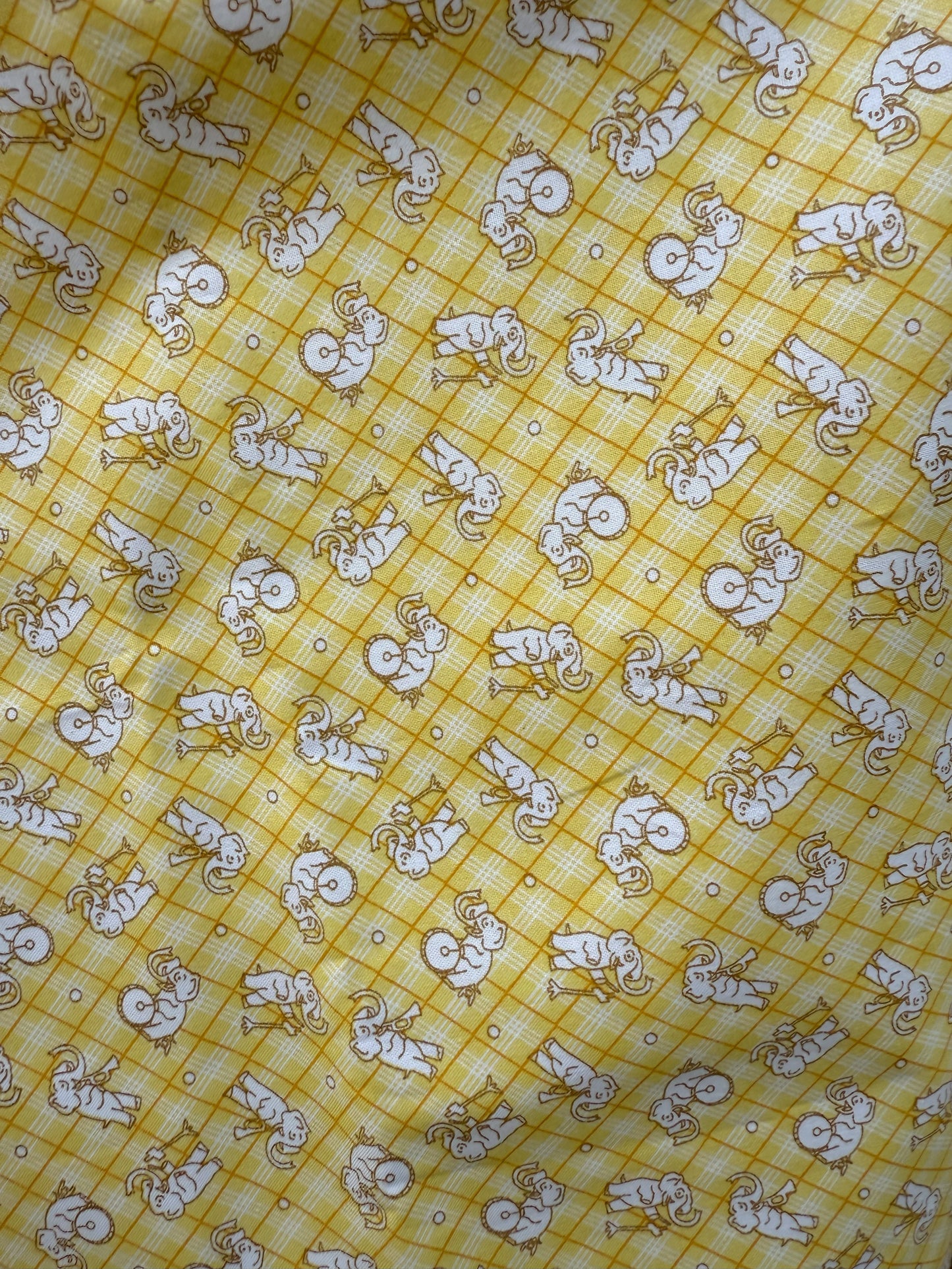 Yellow Elephant Band Print Quilt Cotton Poplin “Loud Trunks”