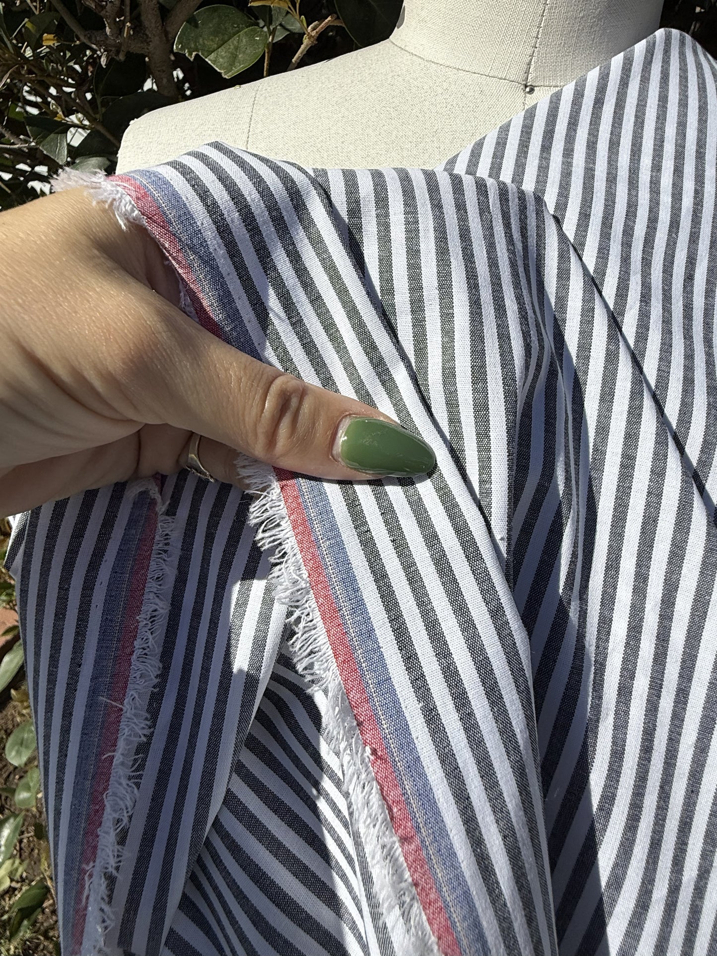 White Black Thin Stripe Cotton Spandex Poplin Shirting "East Side"