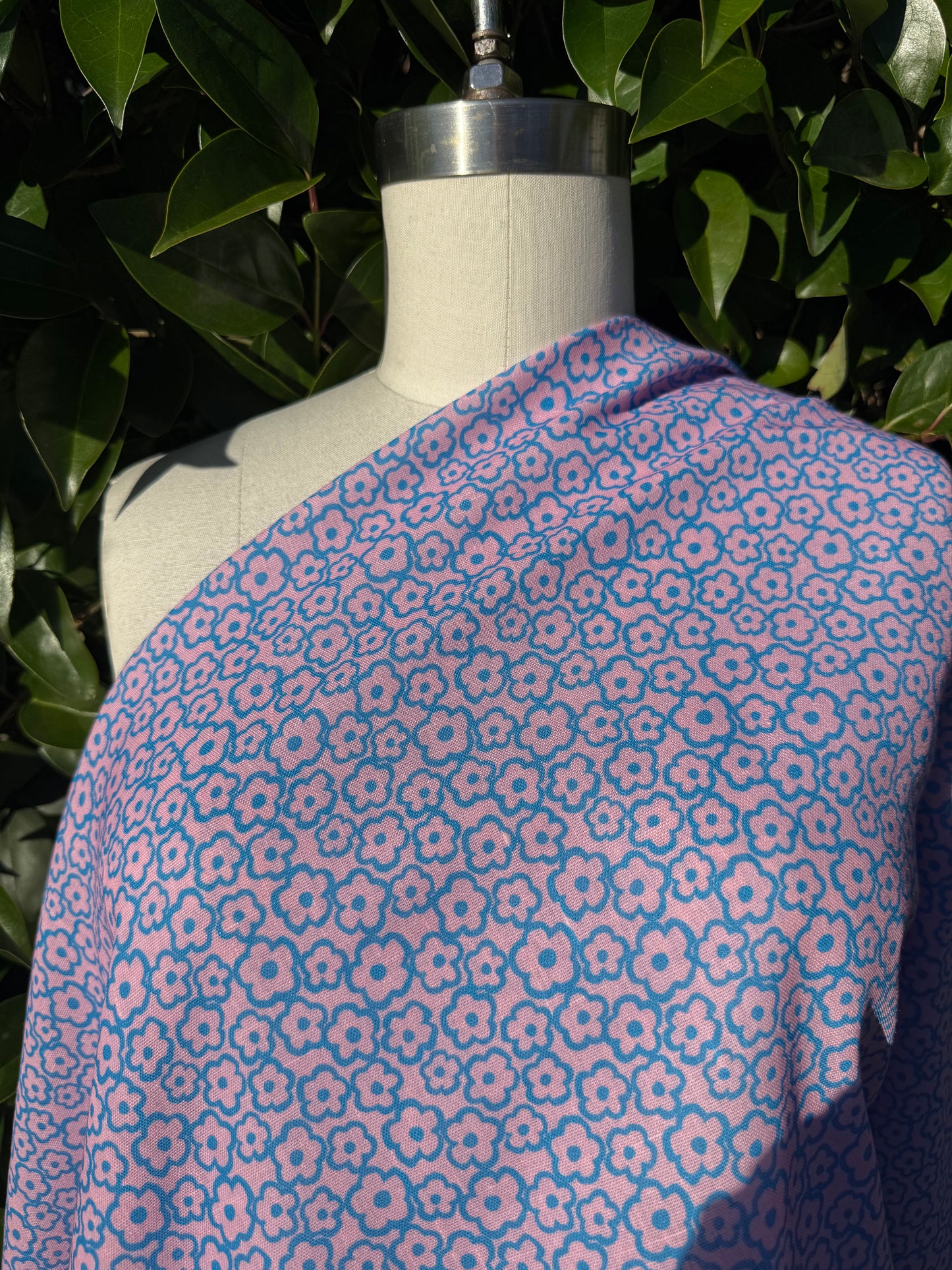 Blue Pink Daisy Print Rayon Polyester Woven "Bubble Gum Garden"