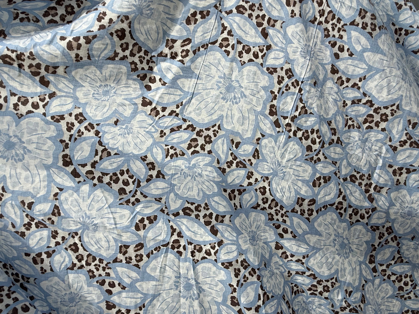 White Light Blue Brown Leo Resort Floral Print Rayon Fille Woven "Beach Convo"